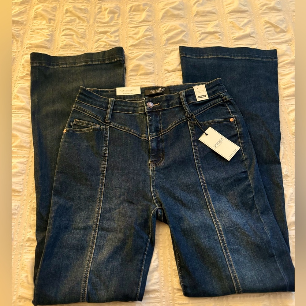🖤 NWT Judy Blue Flare Jeans Size 11/30 🖤